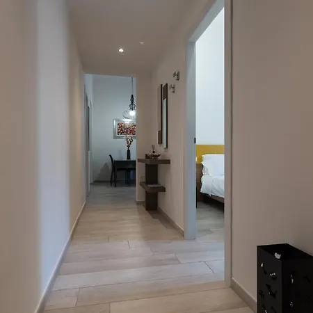 Capo Di Lucca - In The Historical Center With Terrace Apartment