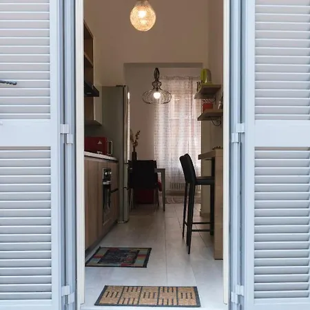 Apartment Capo Di Lucca - In The Historical Center With Terrace Bologna