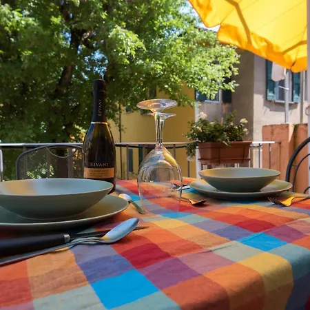 Apartment Capo Di Lucca - In The Historical Center With Terrace Bologna